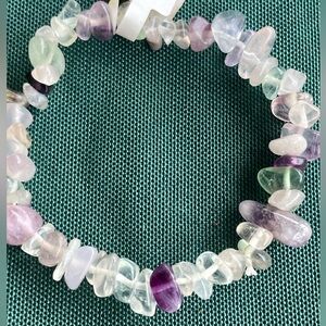Beautiful fluorite chip stretch bracelet
